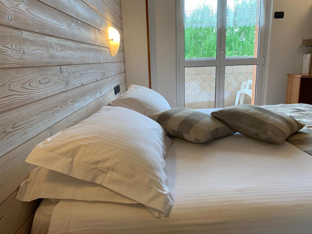 Albergo Moderno & Spa Fuipiano Valle Imagna Exterior photo