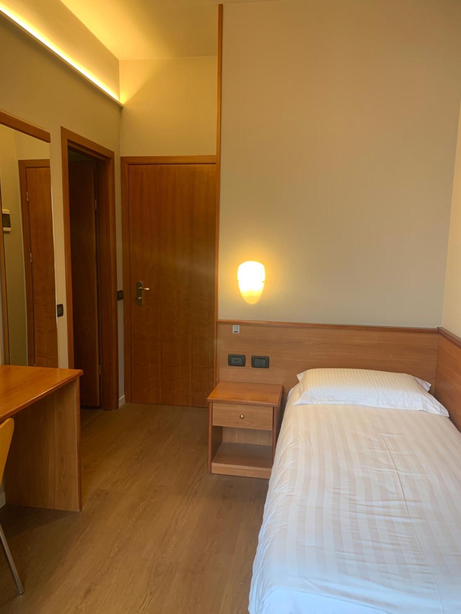 Albergo Moderno & Spa Fuipiano Valle Imagna Exterior photo